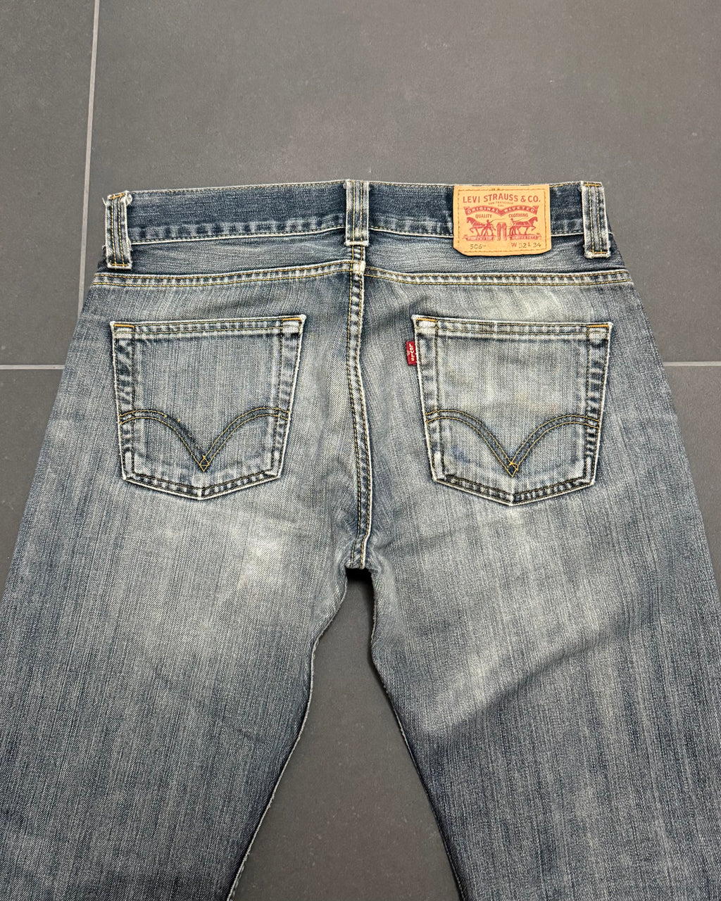 Levi's 506 Straight Jeans – W32 L34