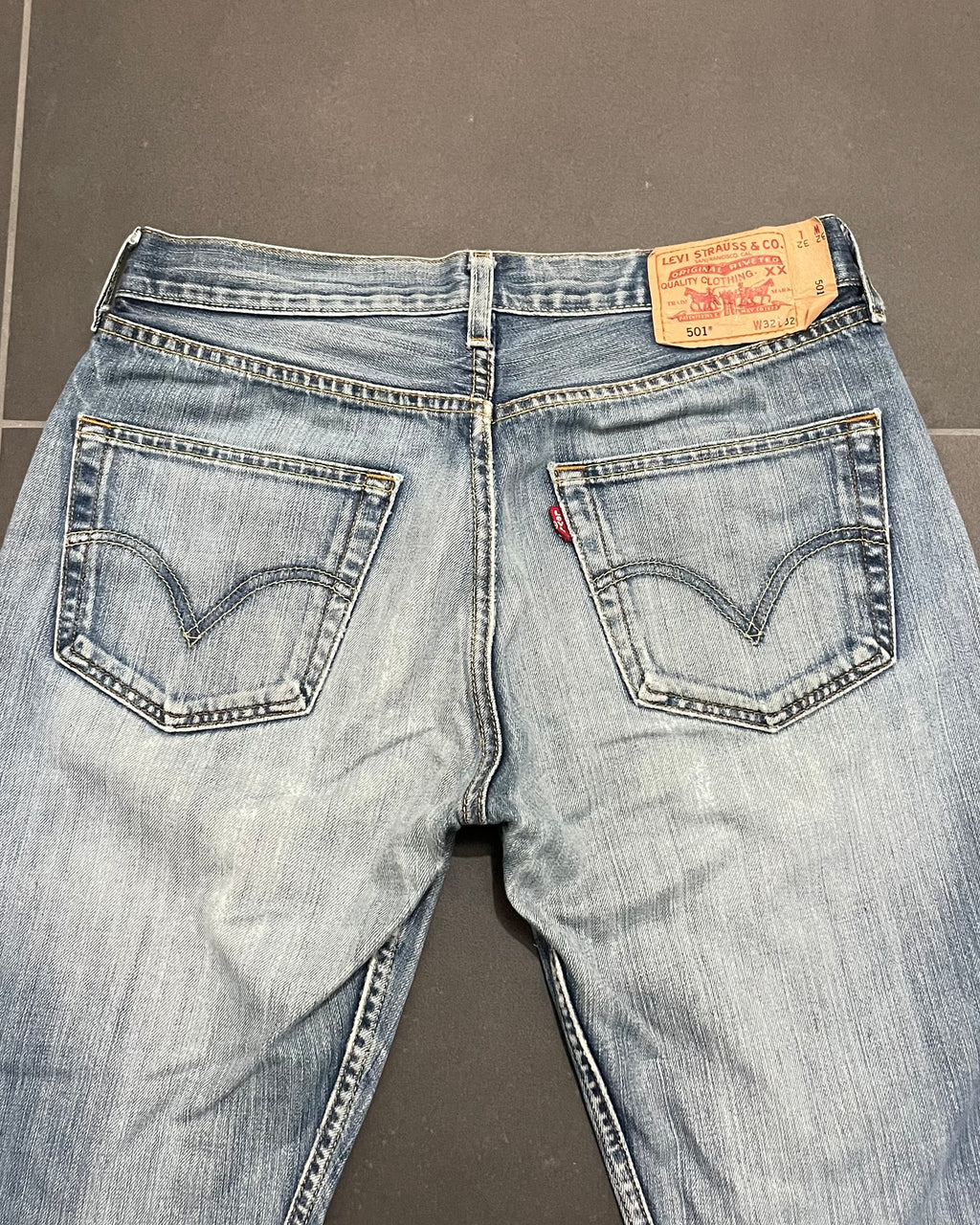 Levi's 501 Straight Jeans - Size W32 L32