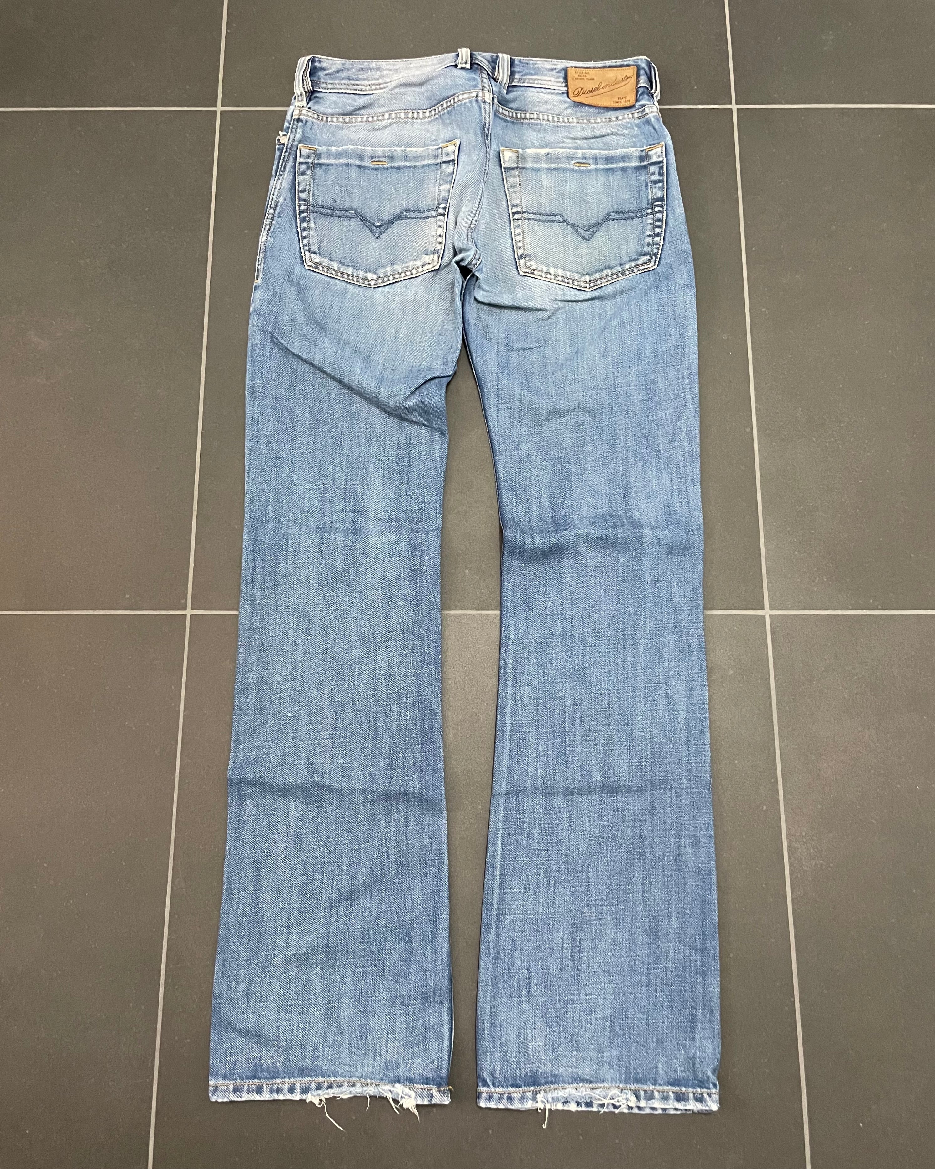 Diesel Zatiny Bootcut Jeans - Size W30 L34