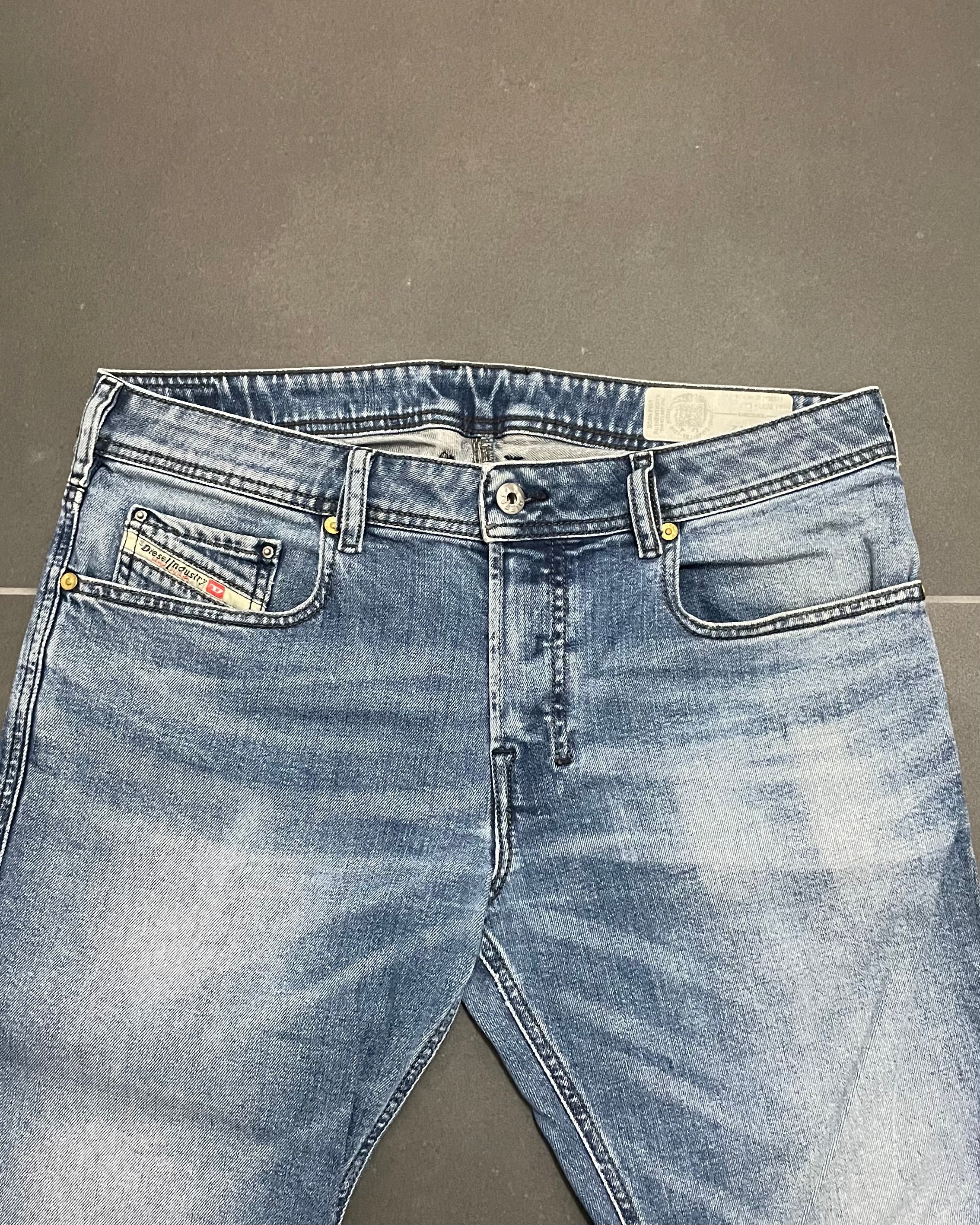 Diesel Zathan Bootcut Jeans - Size W32 L30