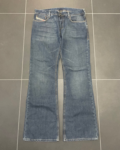 Diesel Zathan Bootcut Jeans - Size W33 L32