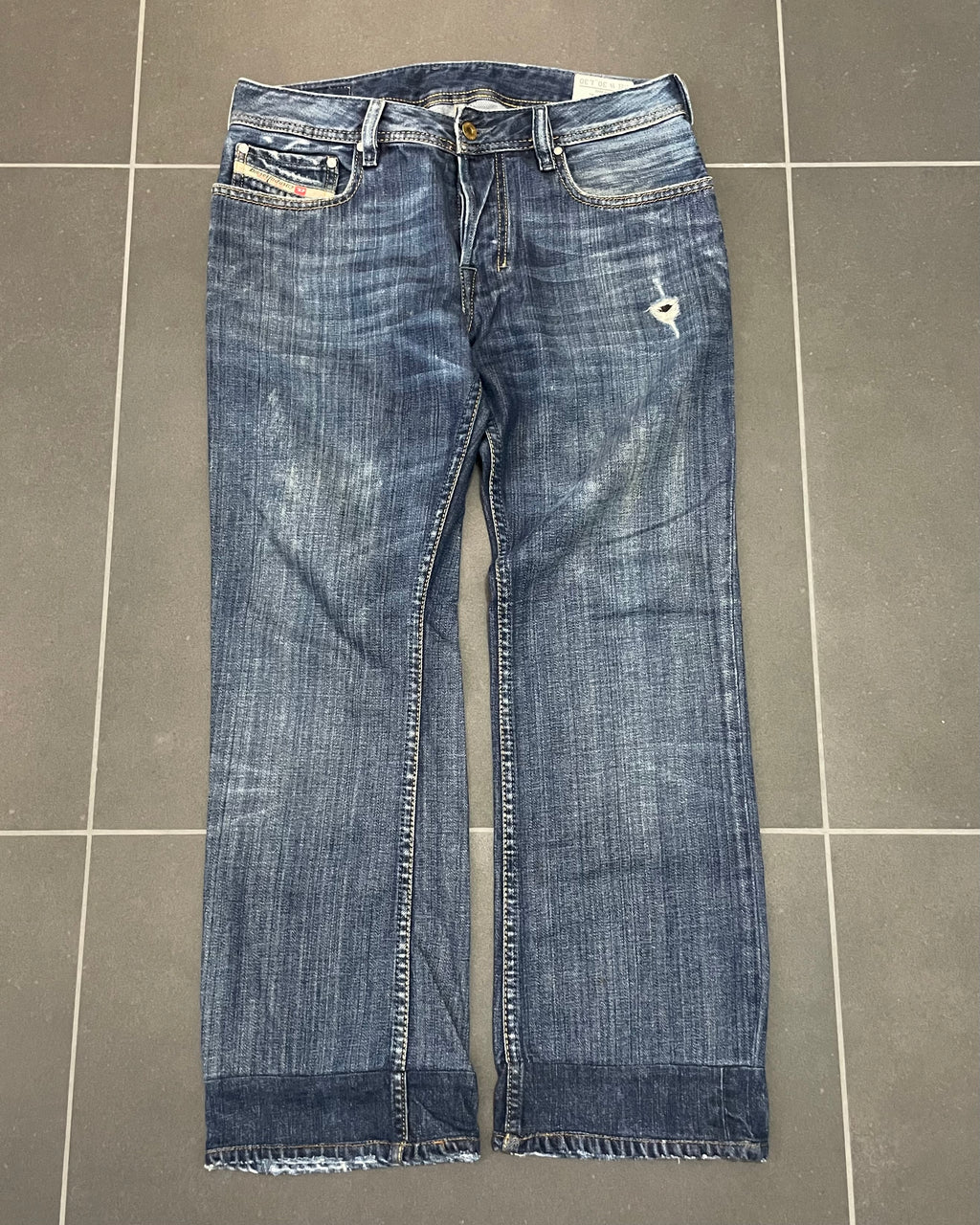 Diesel Backprint Straight Jeans - Size W30 L30