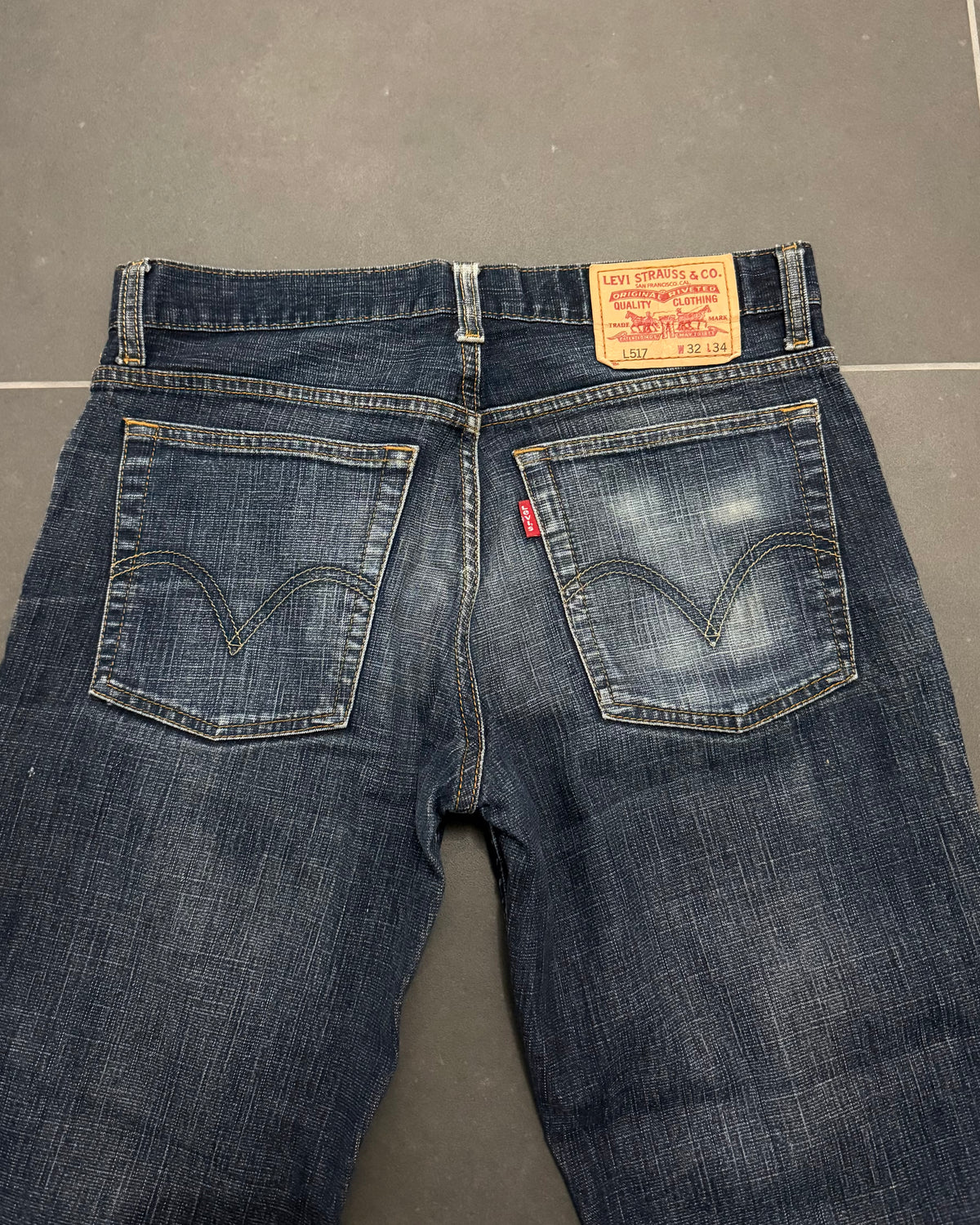 Levi's 517 Bootcut Jeans – W31 L34