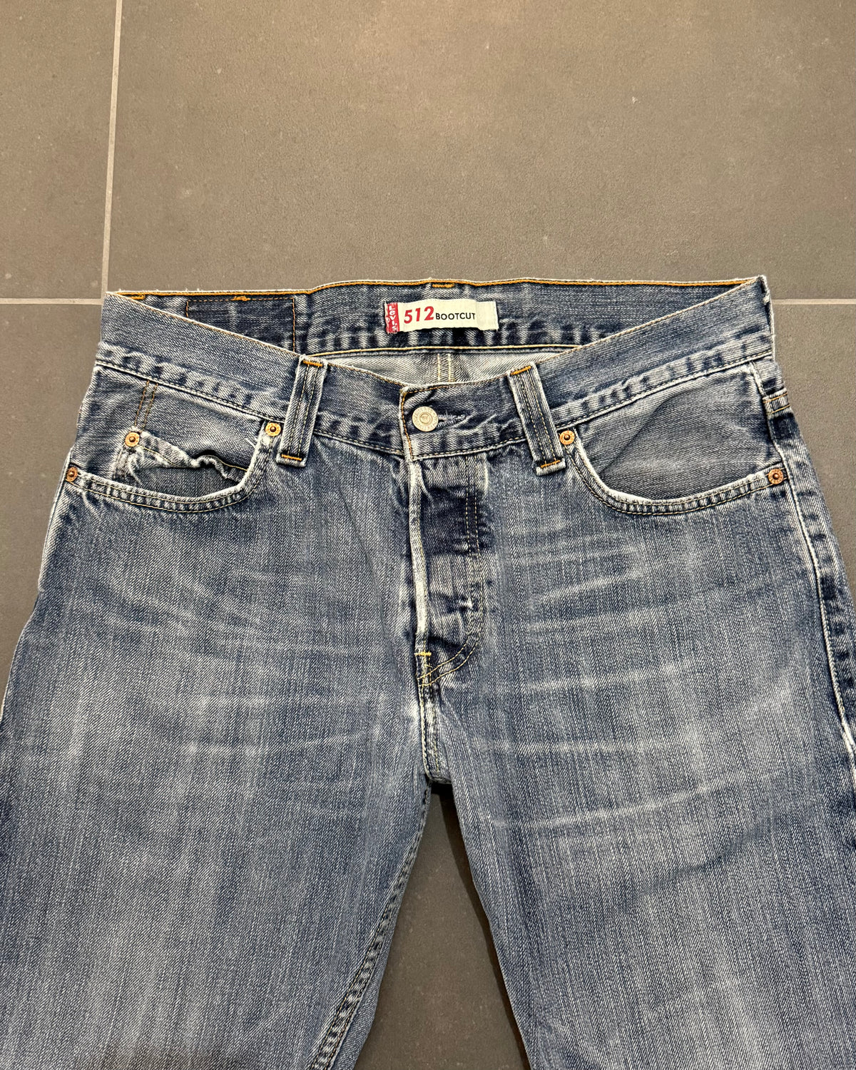 Levi's 512 Bootcut Jeans – W33 L32