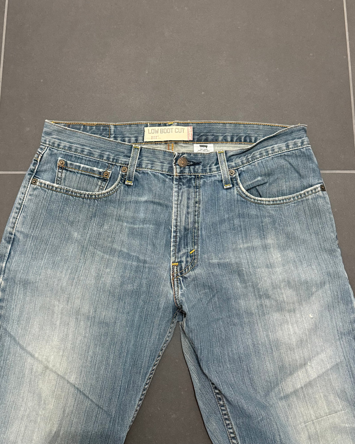 Levi's 527 Bootcut Jeans – W34 L32