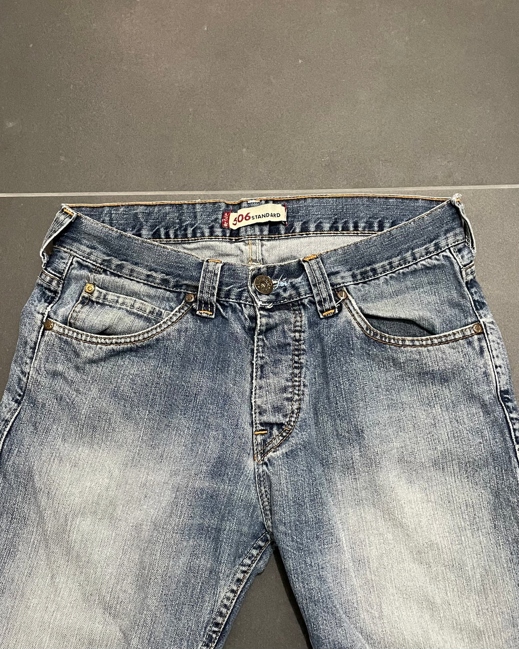 Levi's 506 Straight Jeans - Size W32 L32
