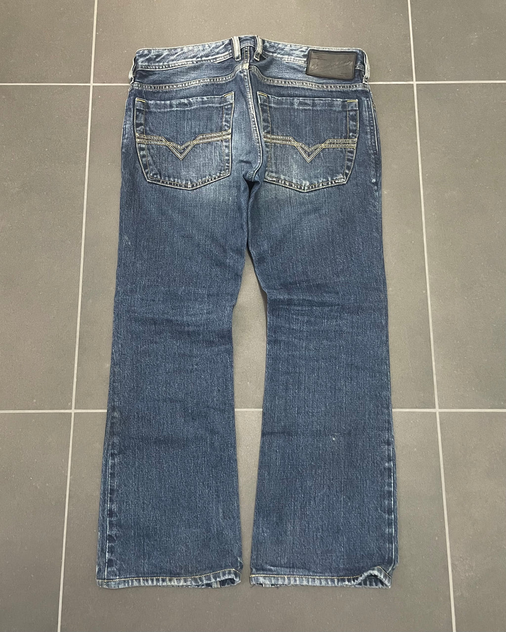 Diesel Zatiny Bootcut Jeans - Size W30 L30
