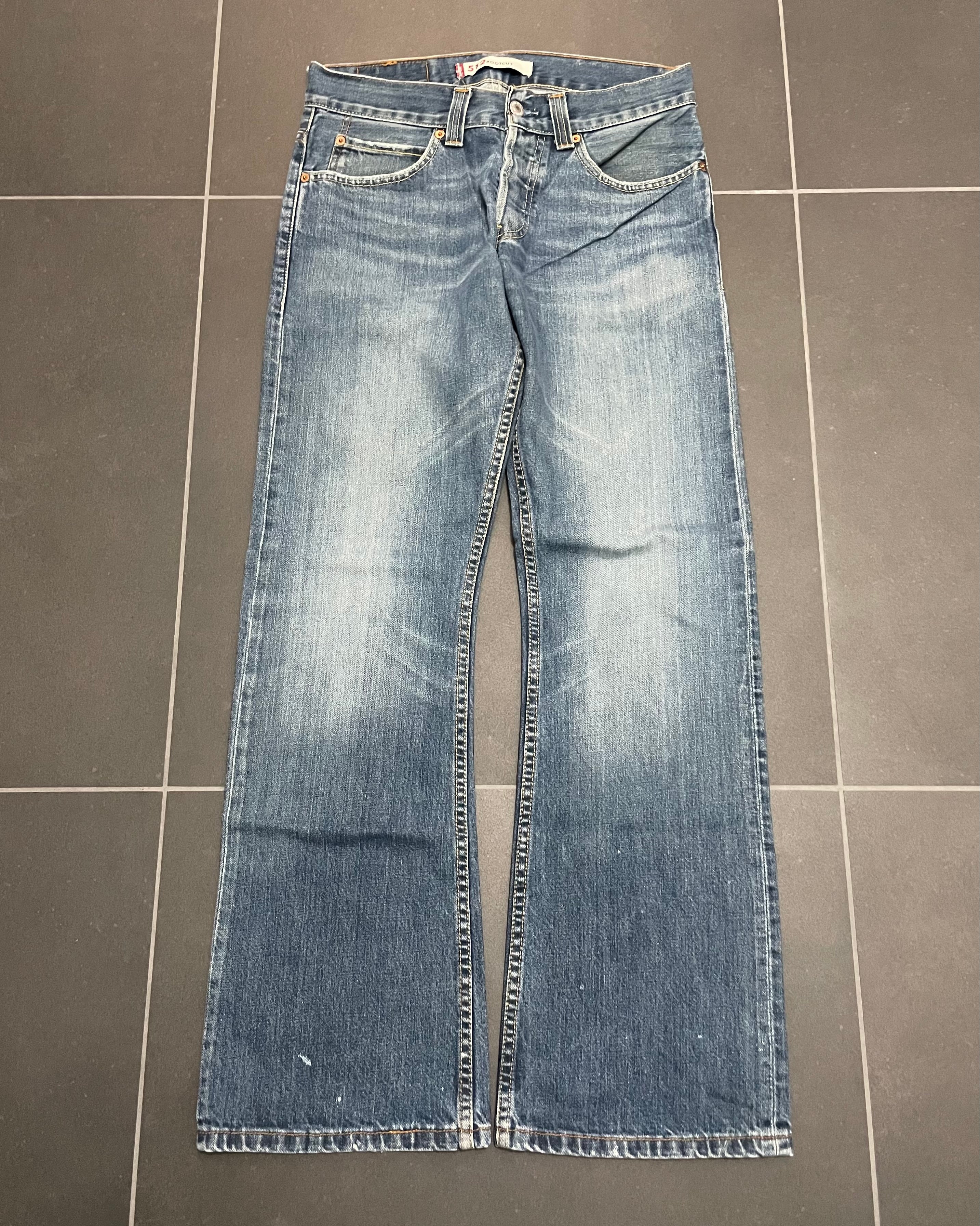Levi's 512 Bootcut Jeans - Size W30 L32