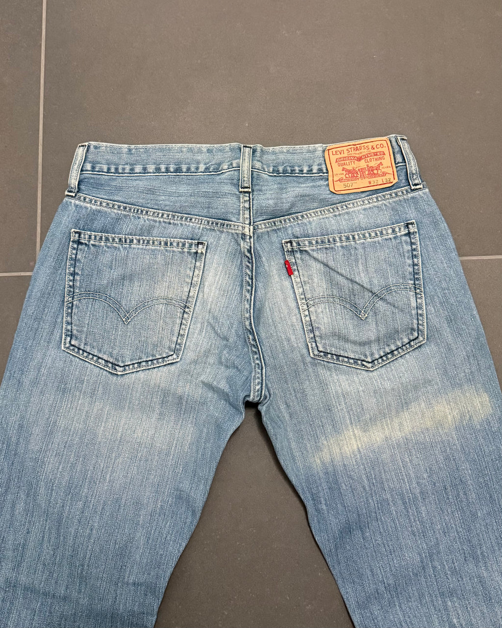 Levi's 507 Bootcut Jeans – W32 L32