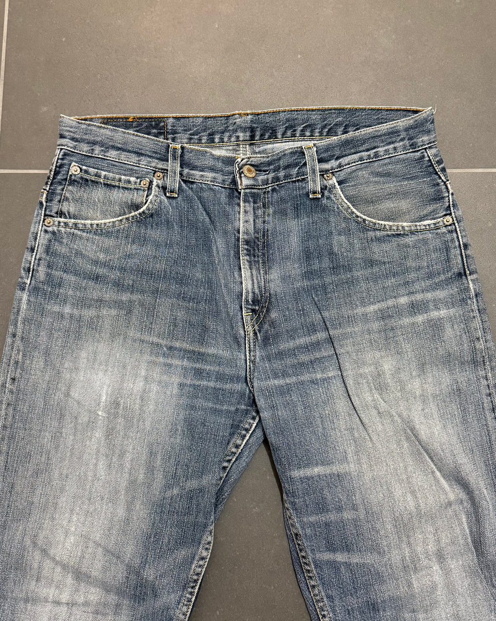 Levi's 507 Bootcut Jeans – W32 L34