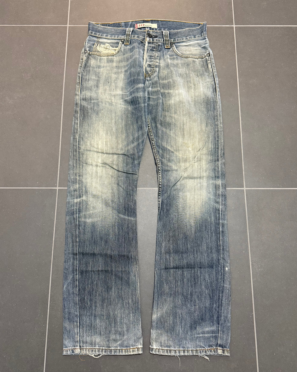 Levi's 512 Bootcut Jeans – W32 L34