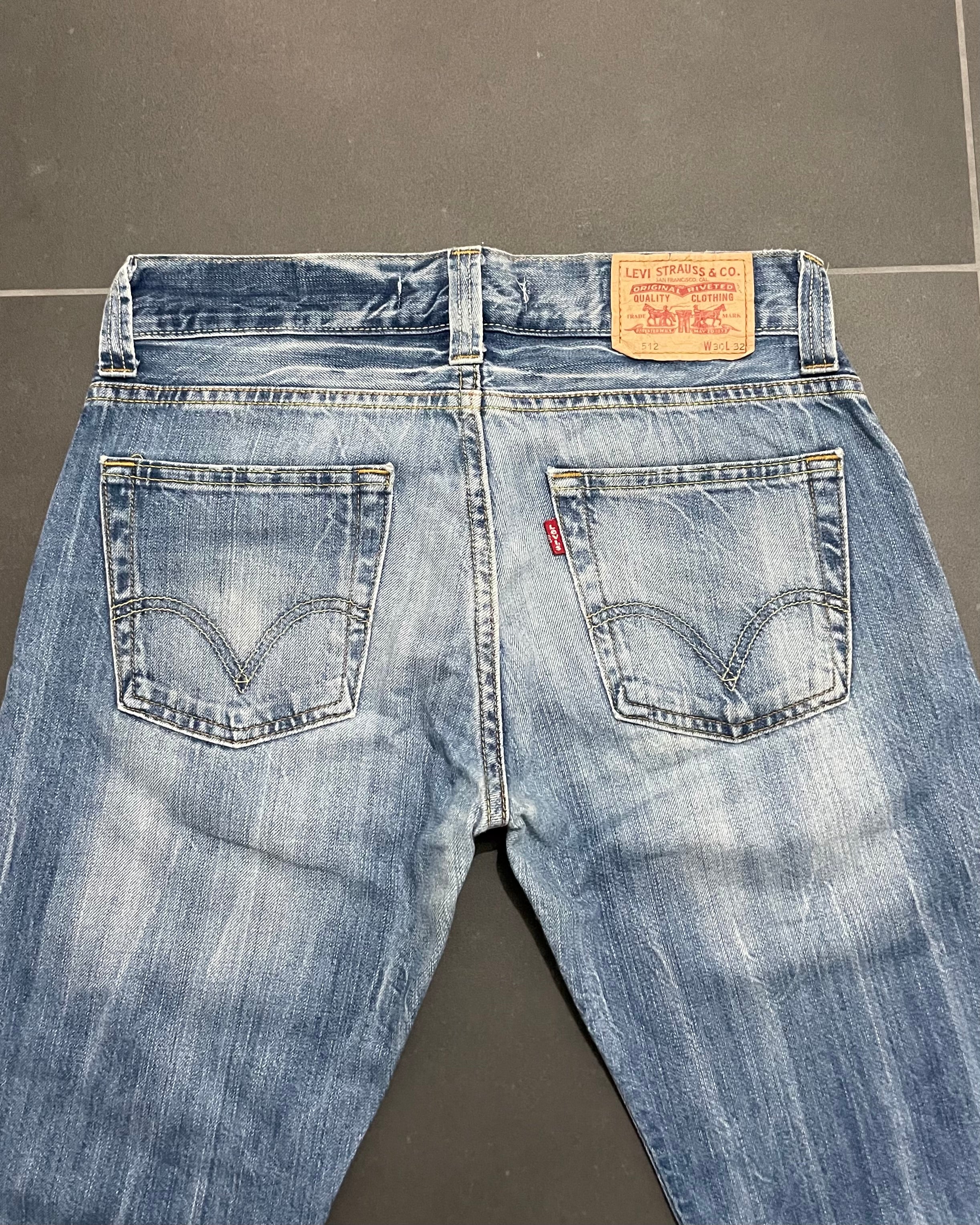 Levi's 512 Bootcut Jeans - Size W30 L32