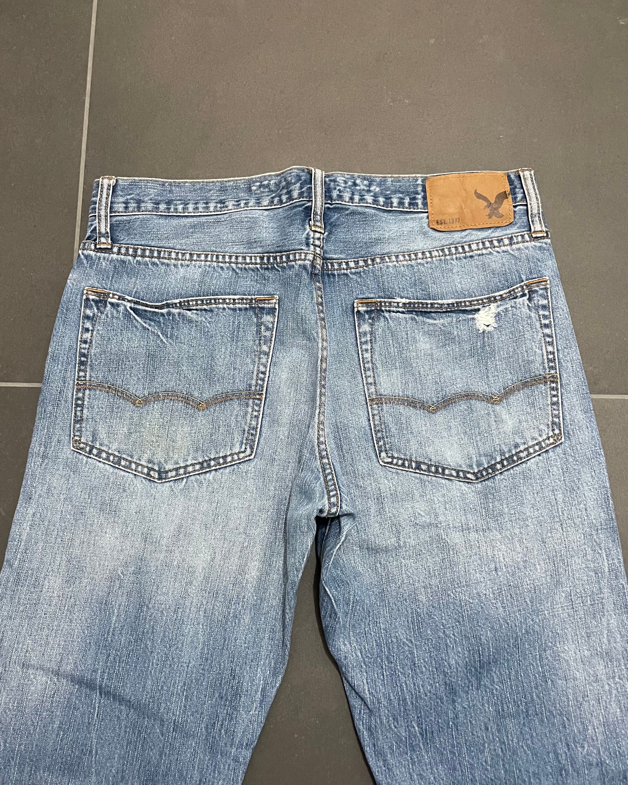 American Eagle Straight Jeans - Size W31 L32