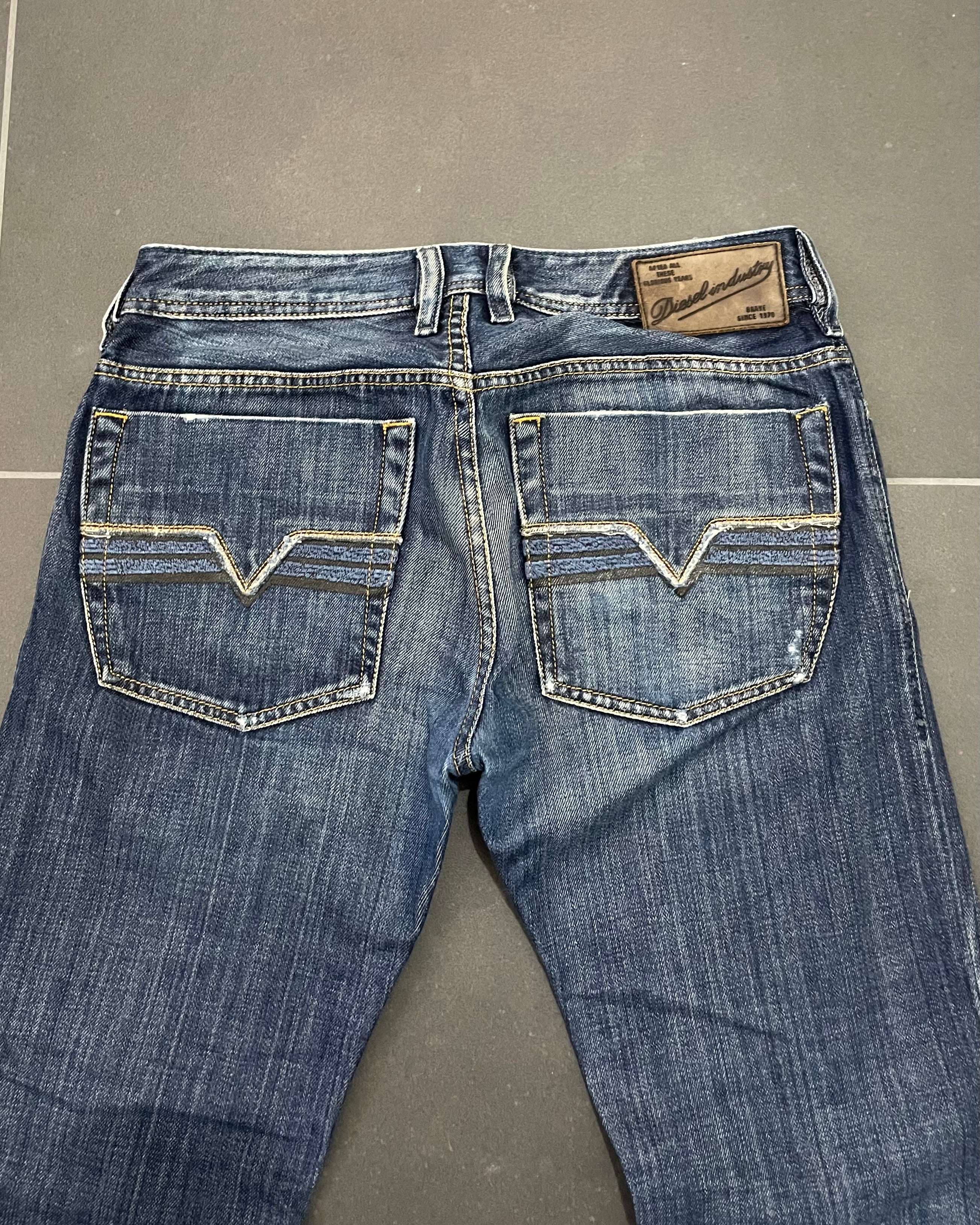 Diesel Backprint Straight Jeans - Size W30 L30