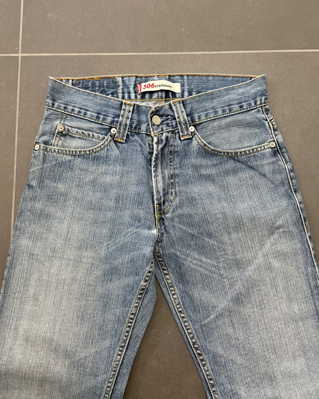 Levi's 506 Straight Jeans – W28 L32