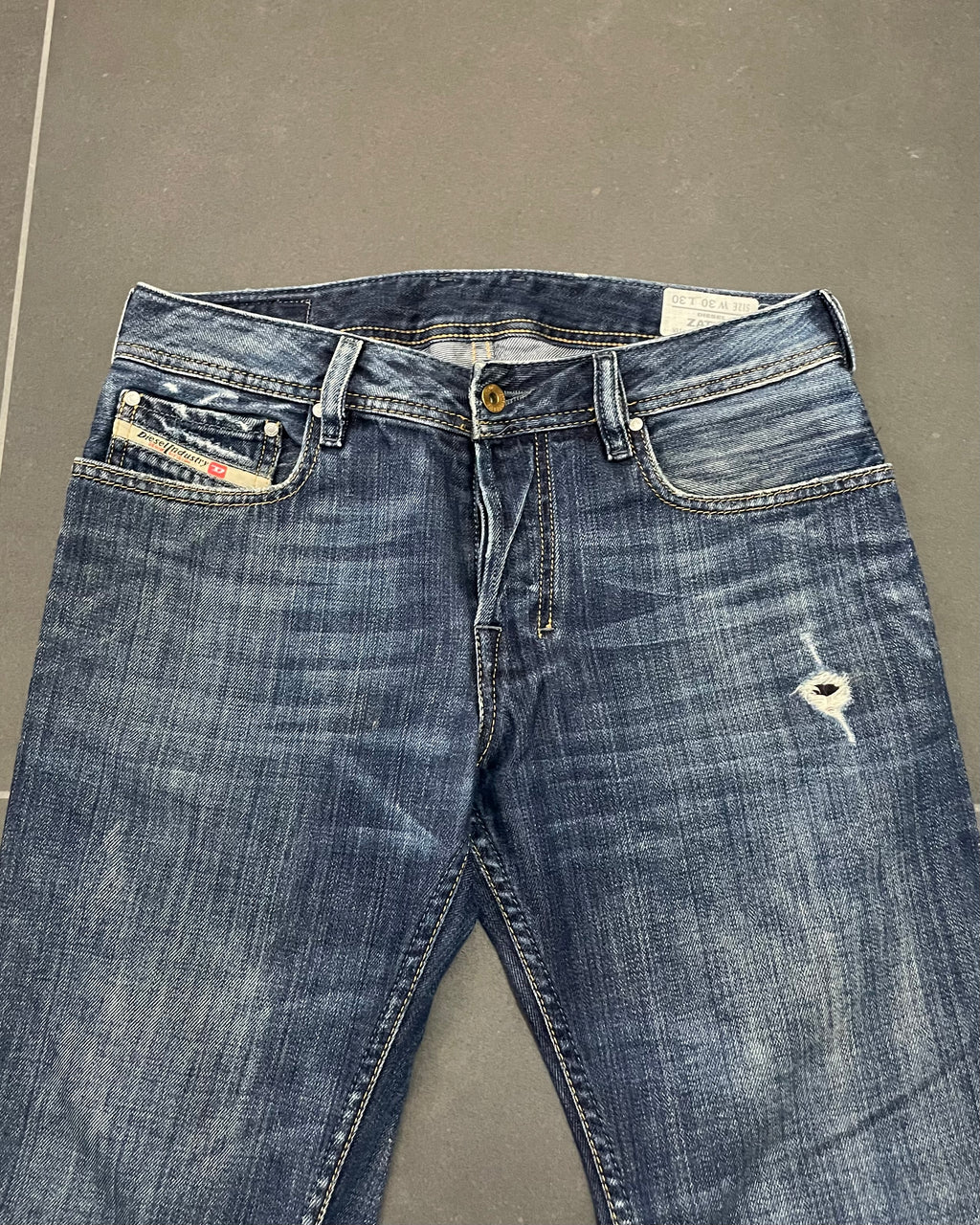 Diesel Backprint Straight Jeans - Size W30 L30