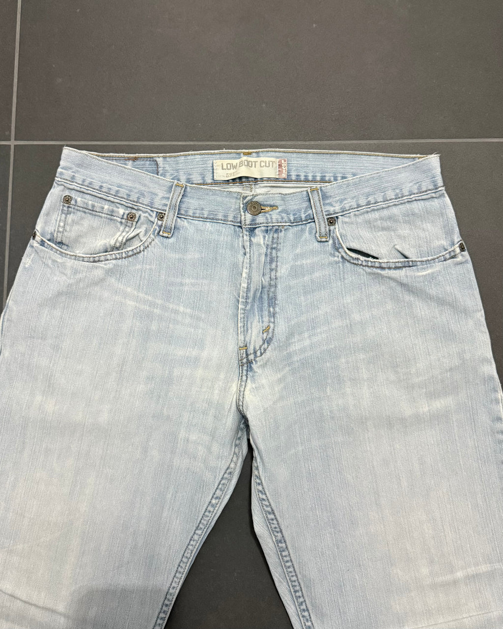 Levi's 527 Bootcut Jeans – W32 L30