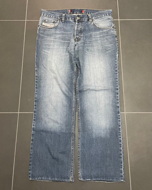Diesel Backprint Straight Jeans - W34 L32