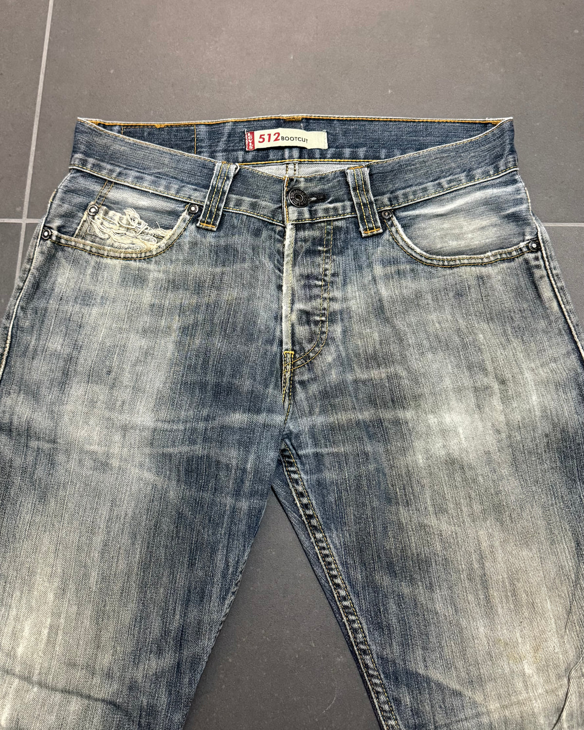 Levi's 512 Bootcut Jeans – W32 L34