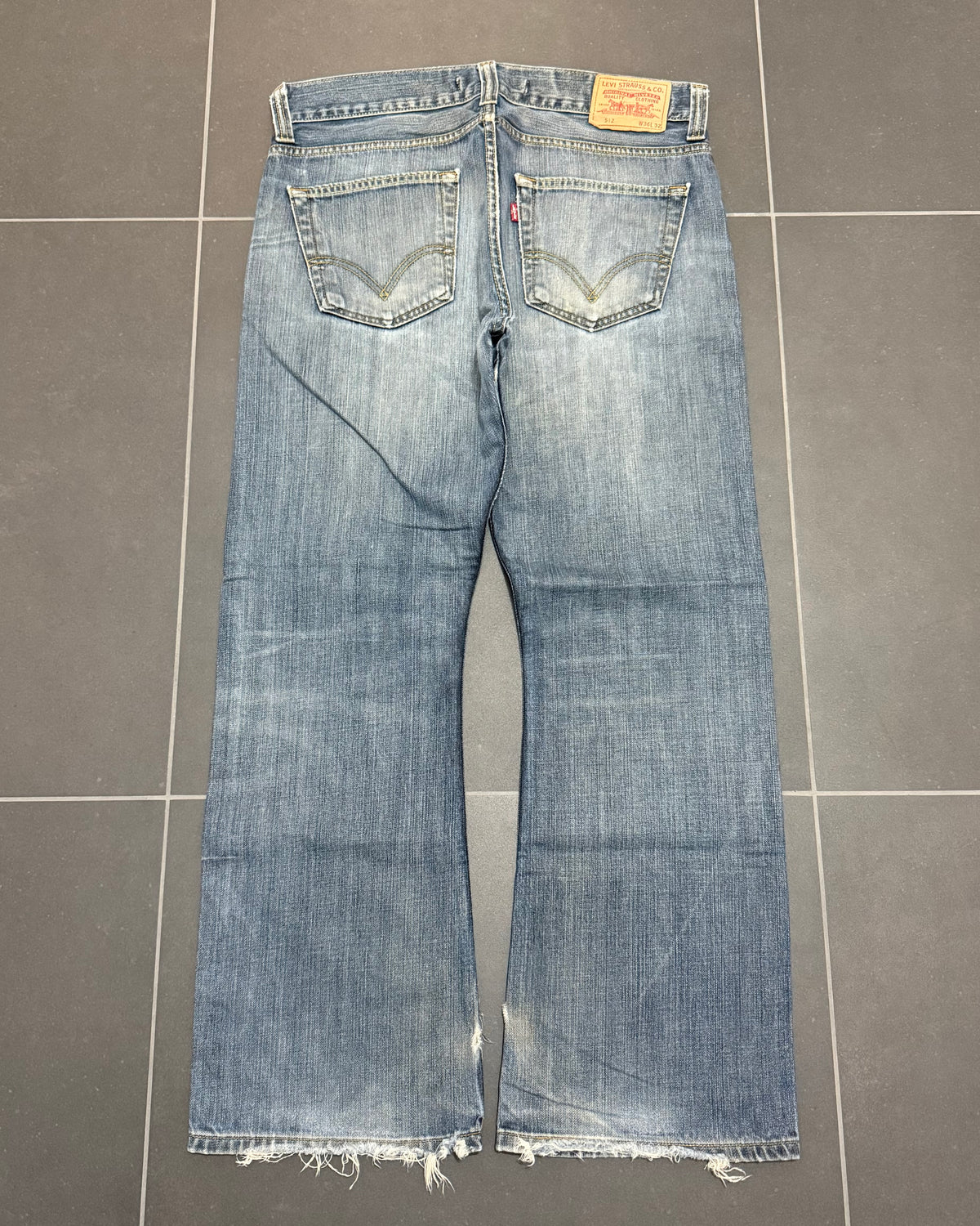 Levi's 512 Bootcut Jeans – W36 L32