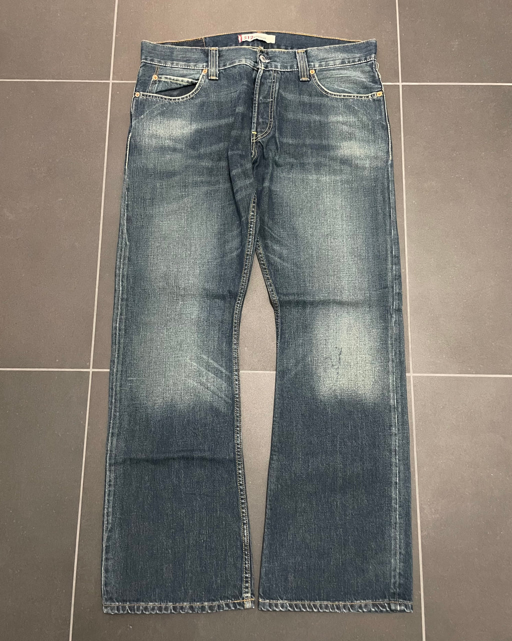 Levi's 512 Bootcut Jeans - Size W38 L34