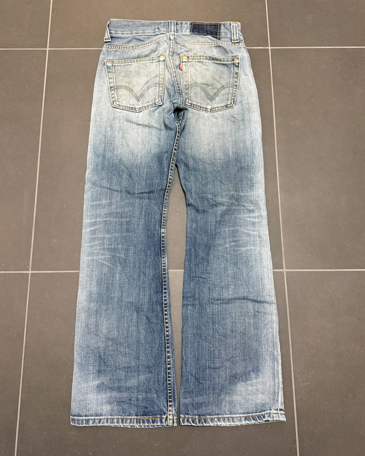 Levi's 512 Bootcut Jeans – W28 L32