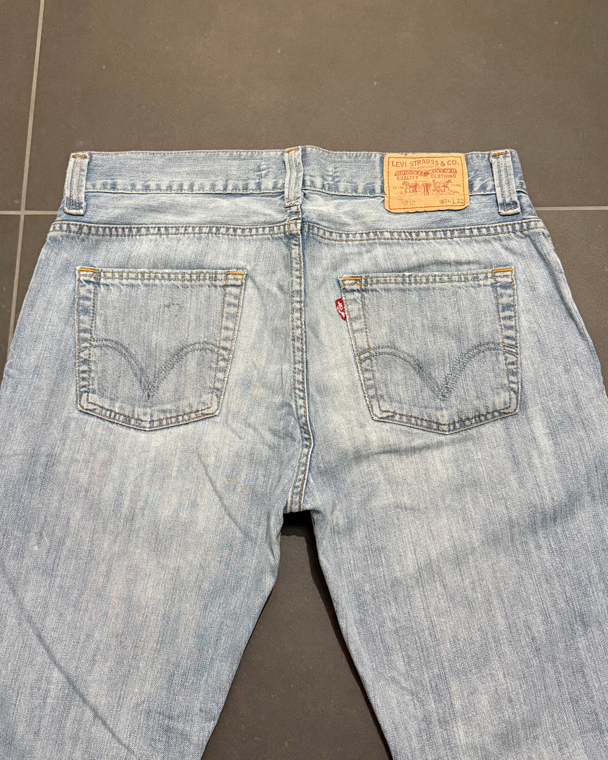 Levi's 512 Bootcut Jeans – W34 L32
