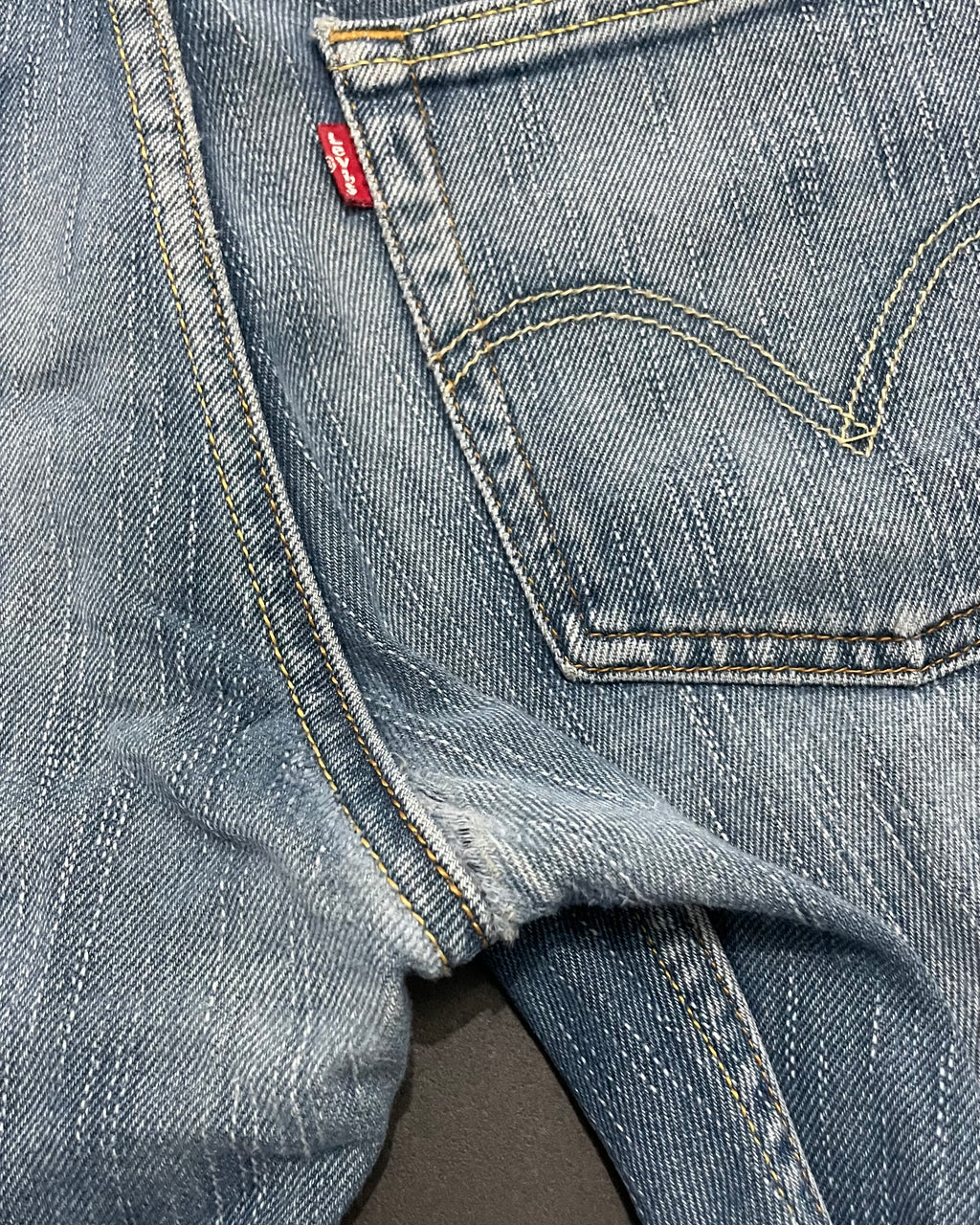 Levi's 507 Bootcut Jeans - Size W32 L32