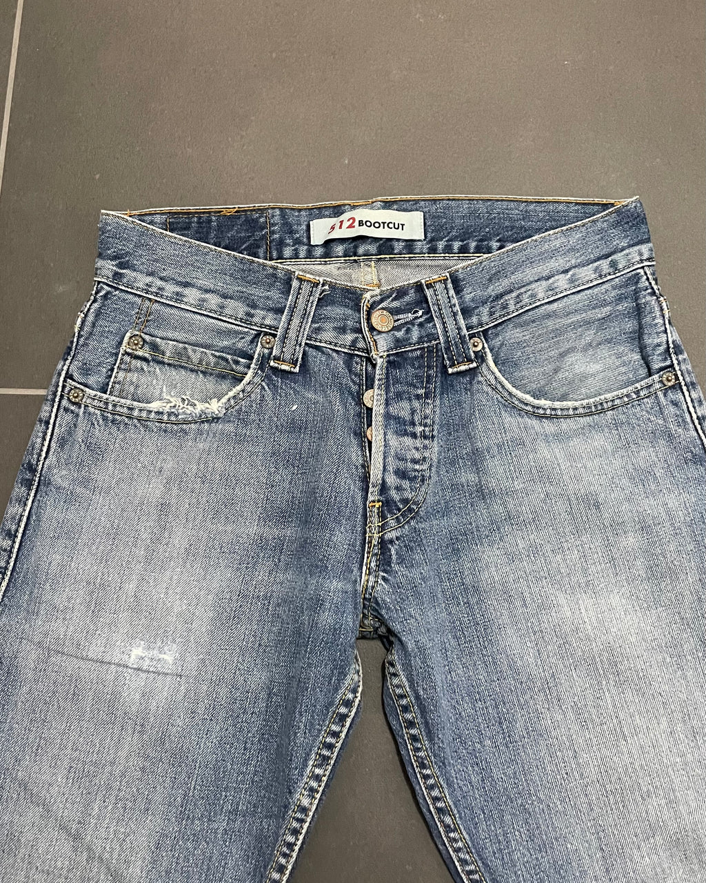 Levi's 512 Bootcut Jeans - Size W29 L32