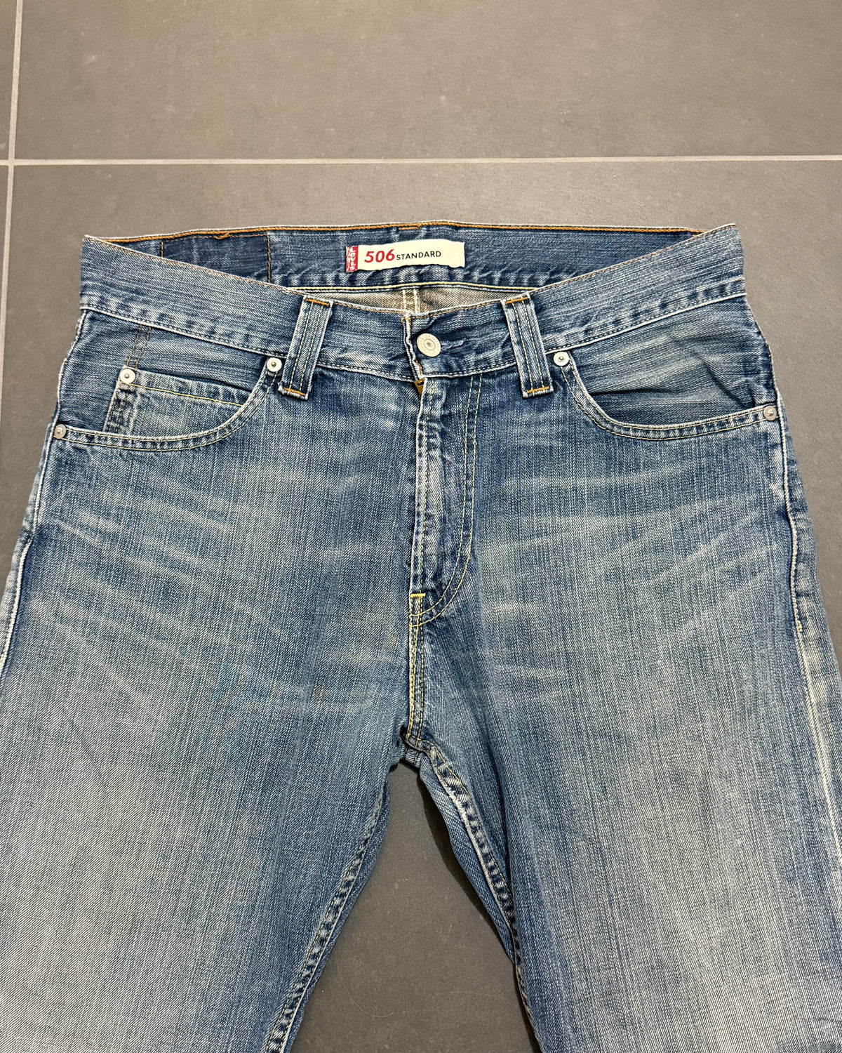 Levi's 506 Straight Jeans – W33 L32