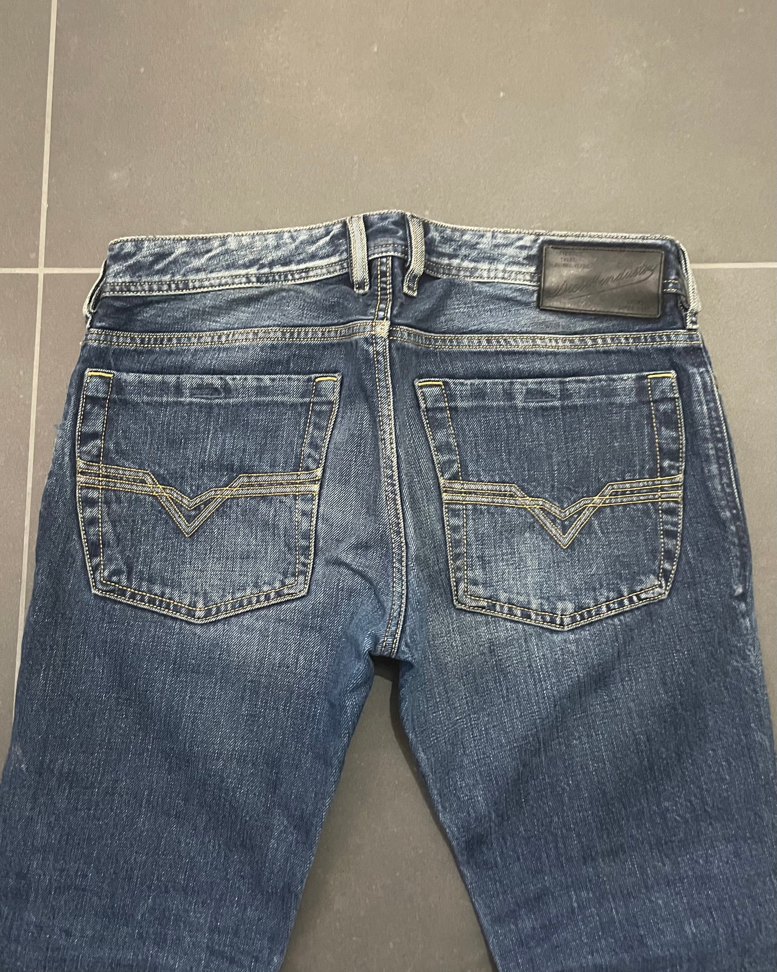 Diesel Zatiny Bootcut Jeans - Size W30 L30