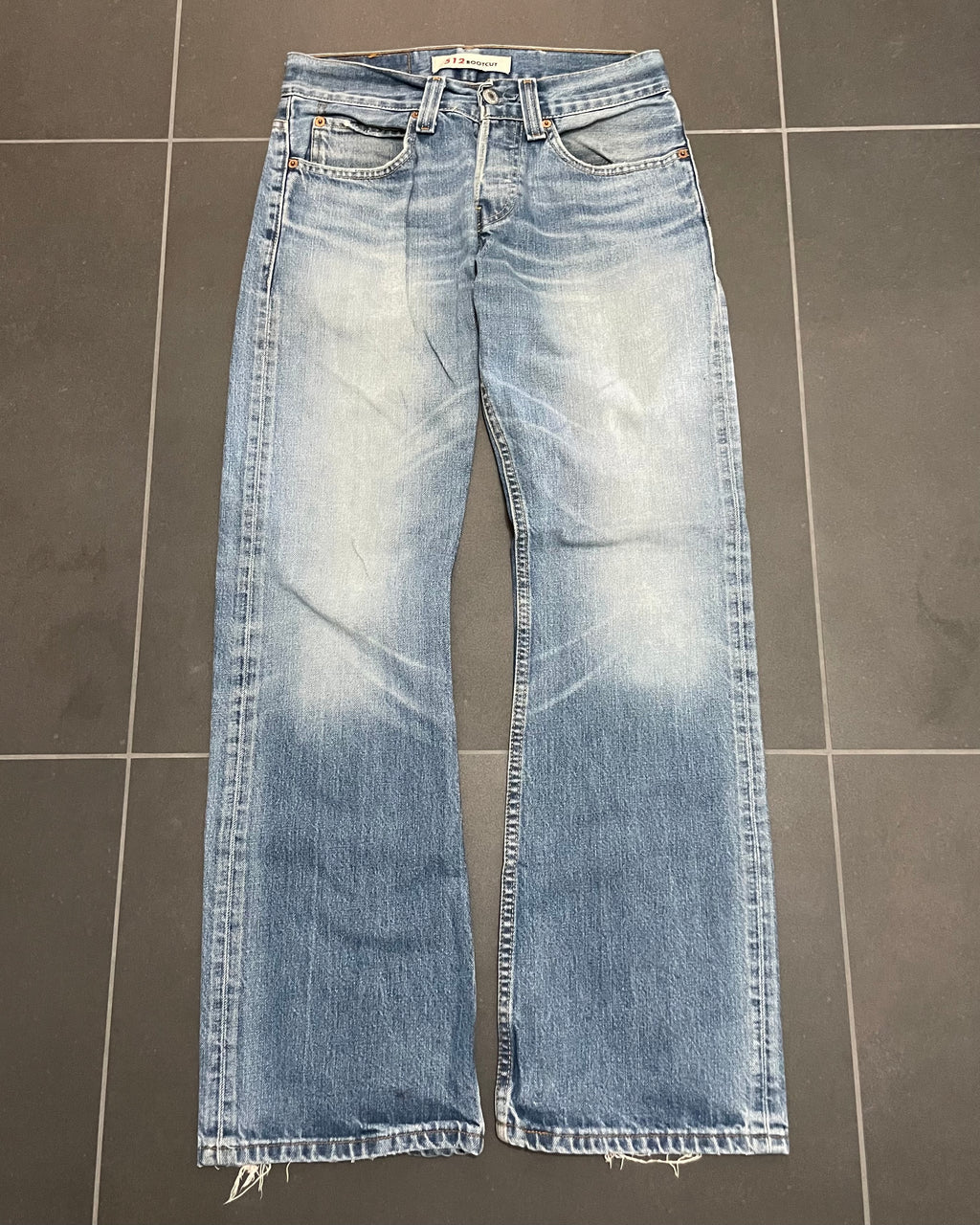 Levi's 512 Bootcut Jeans - Size W28 L32