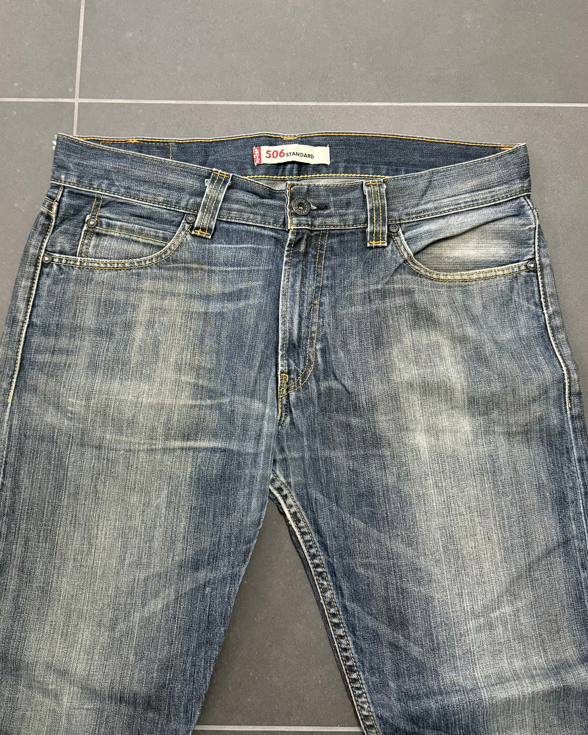 Levi's 506 Straight Jeans – W36 L32
