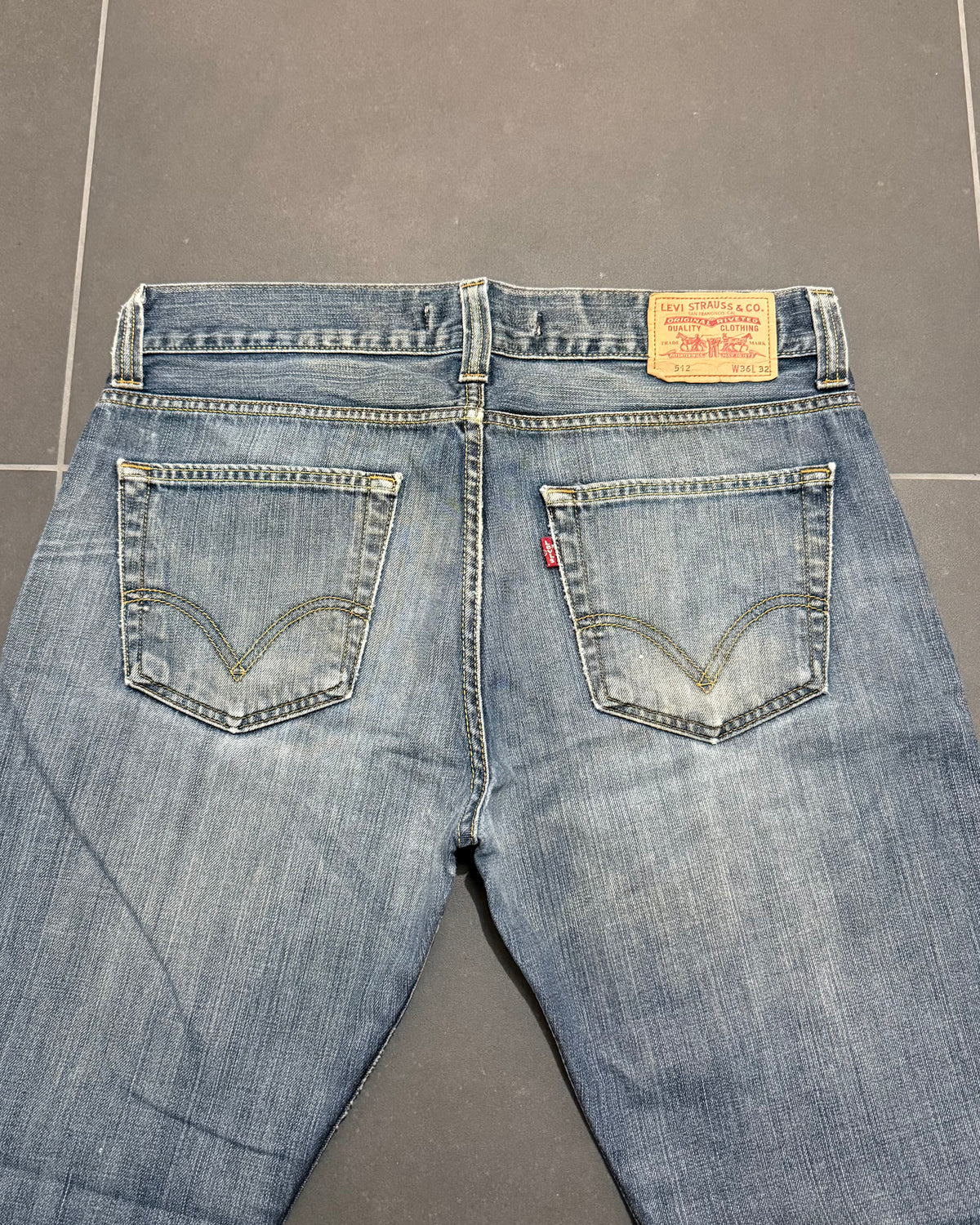 Levi's 512 Bootcut Jeans – W36 L32