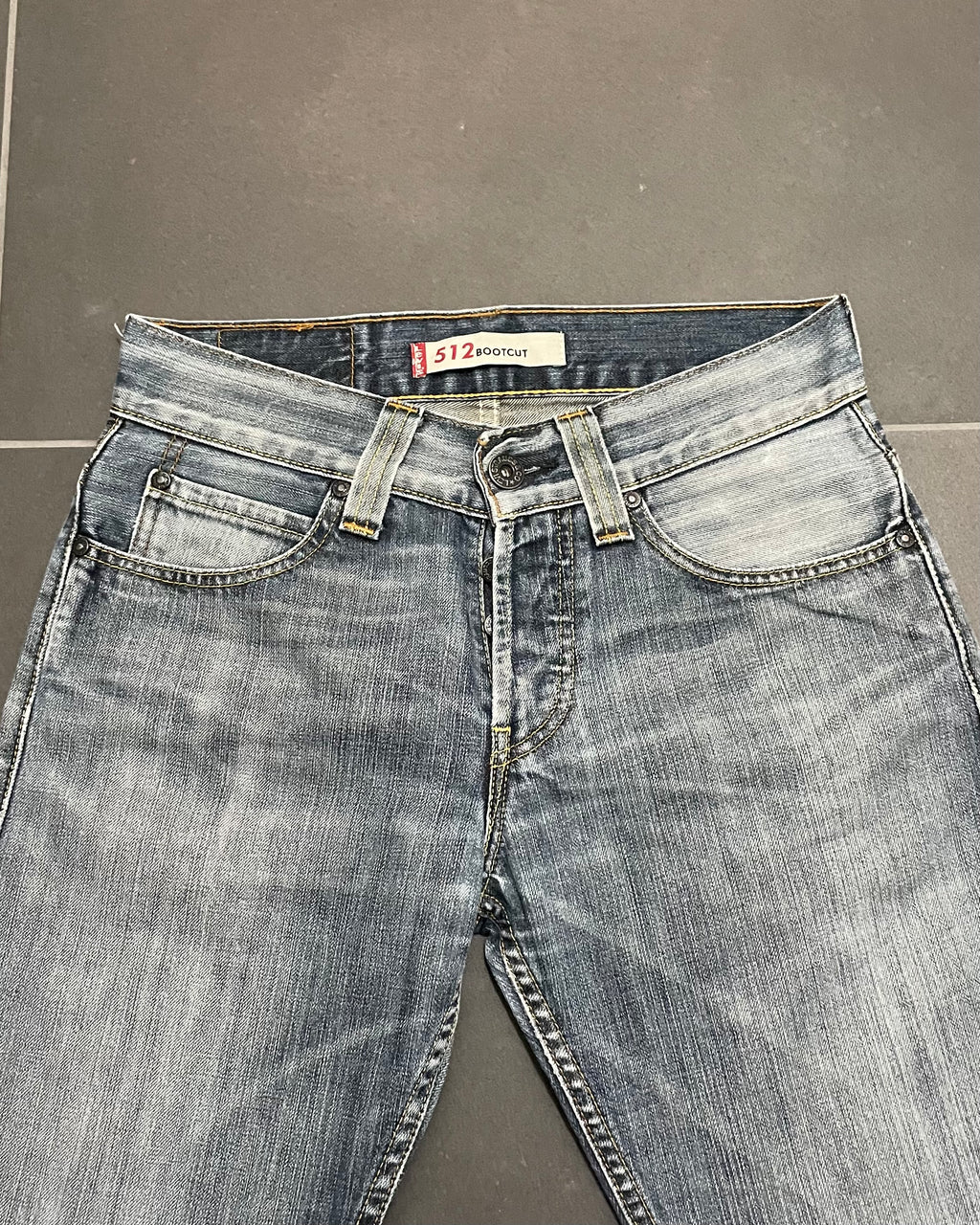 Levi's 512 Bootcut Jeans - Size W29 L30