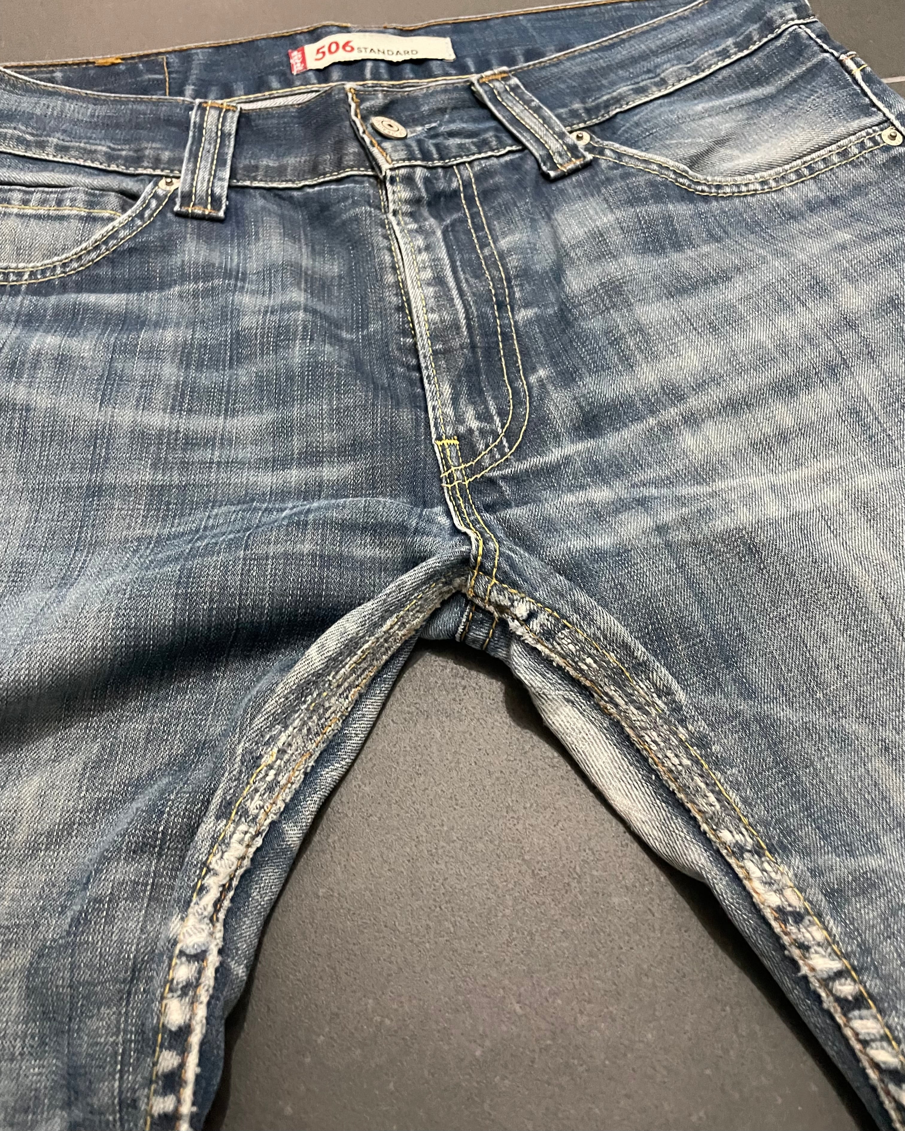 Levi's 506 Straight Jeans - Size W33 L30