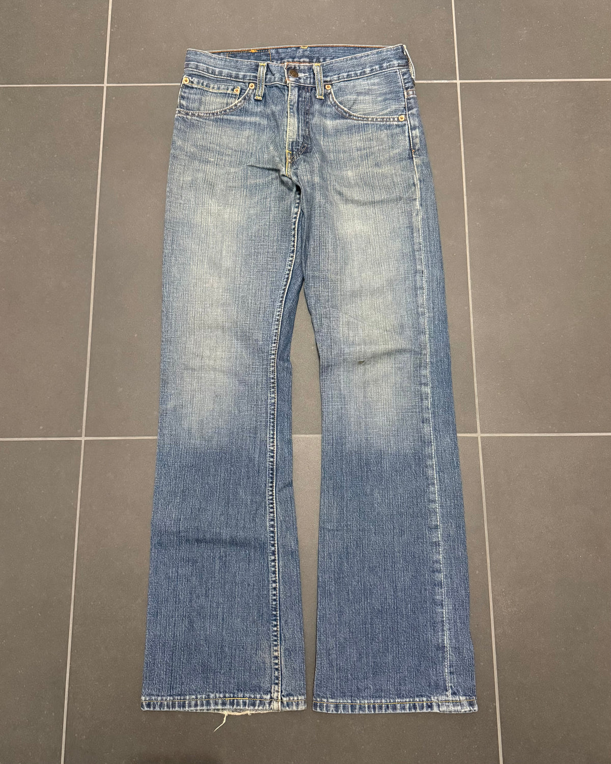 Levi's 507 Bootcut Jeans – W28 L32