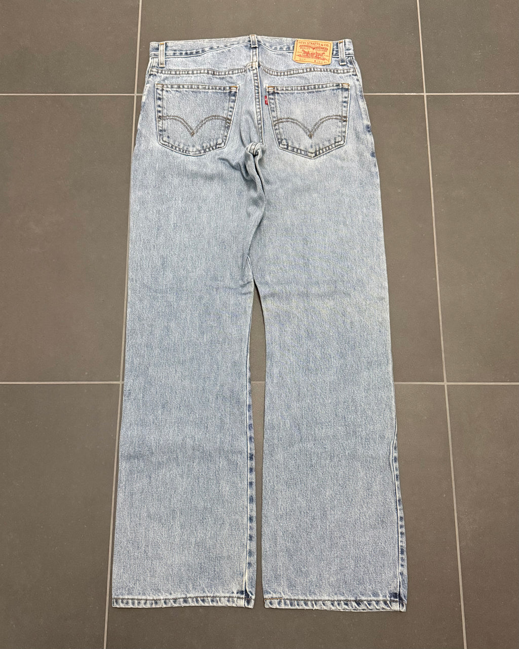 Levi's 517 Bootcut Jeans – W33 L34