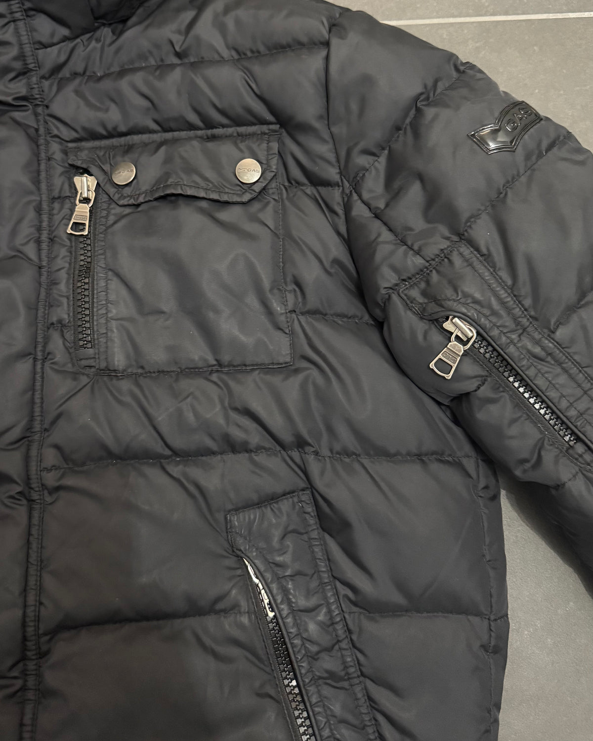 GAS Daunenjacke Bomber Schwarz – L