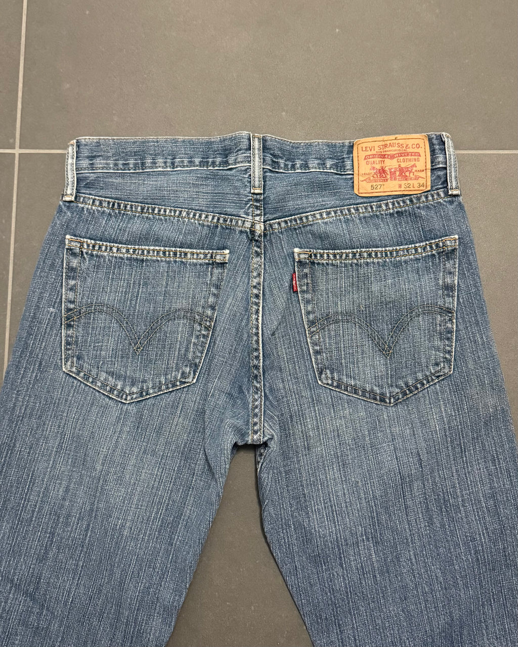Levi's 527 Bootcut Jeans – W32 L34