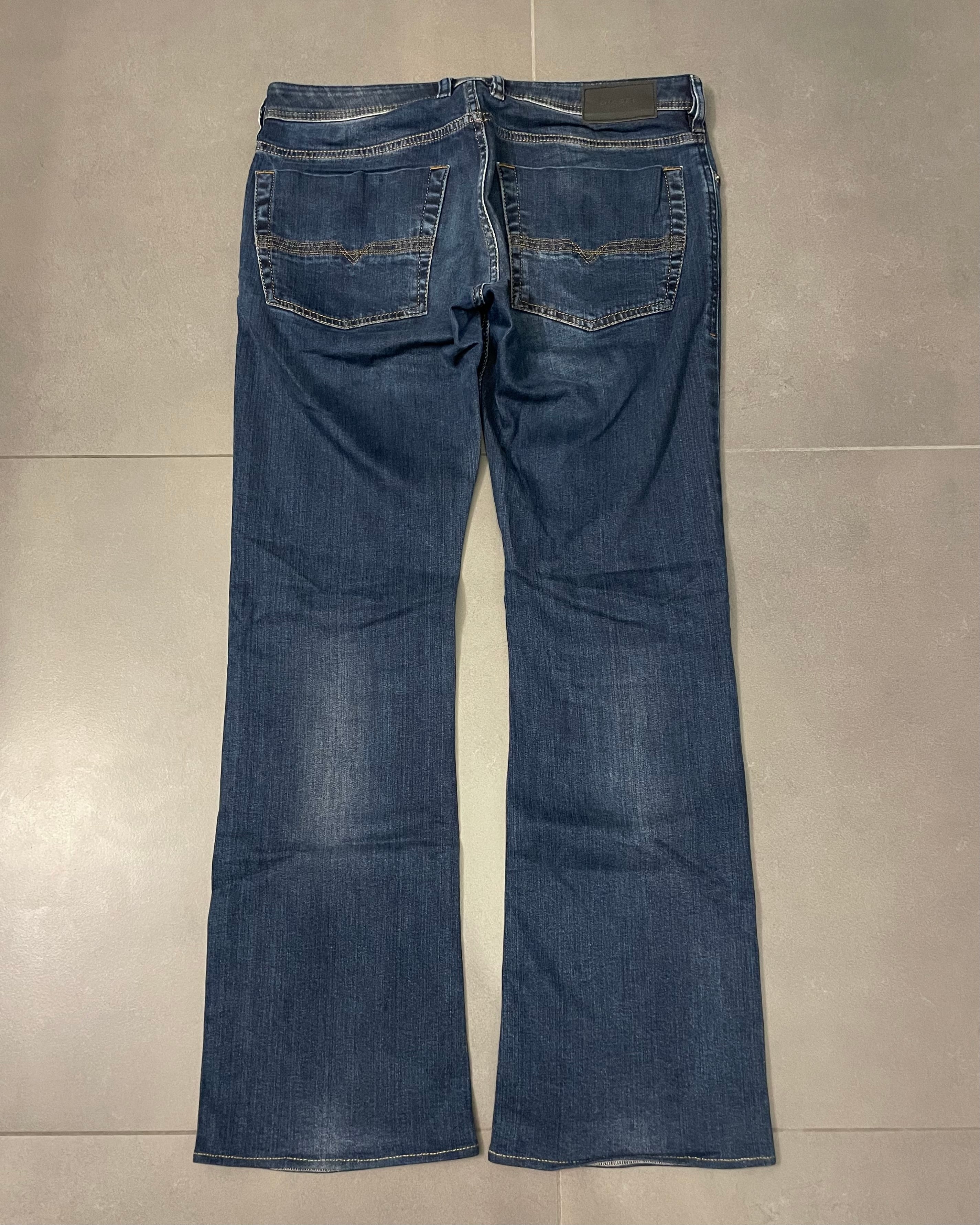 Diesel Zatiny Bootcut Jeans - Size W32 L32