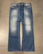 Diesel Zatiny Bootcut Jeans - Size W32 L32