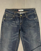 Levi's 570 Straight Girl Jeans - Size W28 L34
