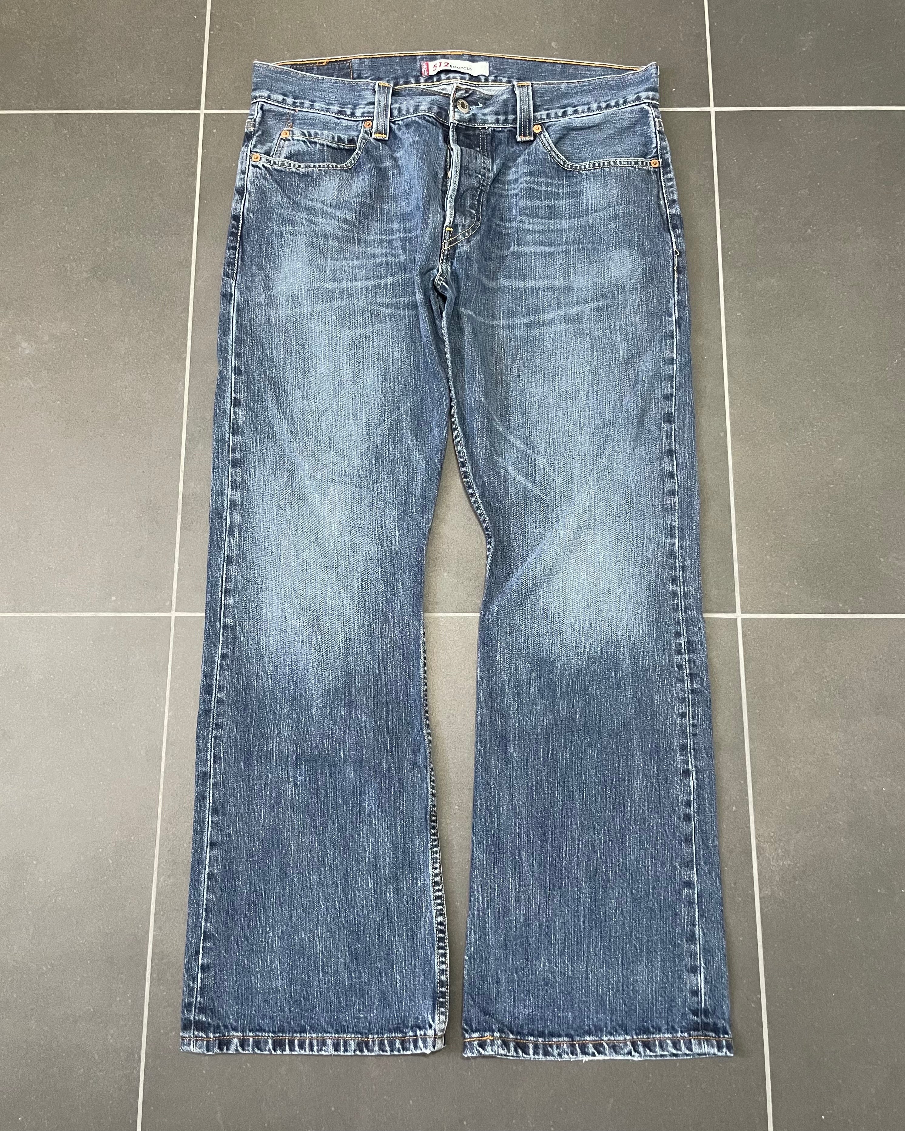 Levi's 512 Bootcut Jeans - Size W36 L32