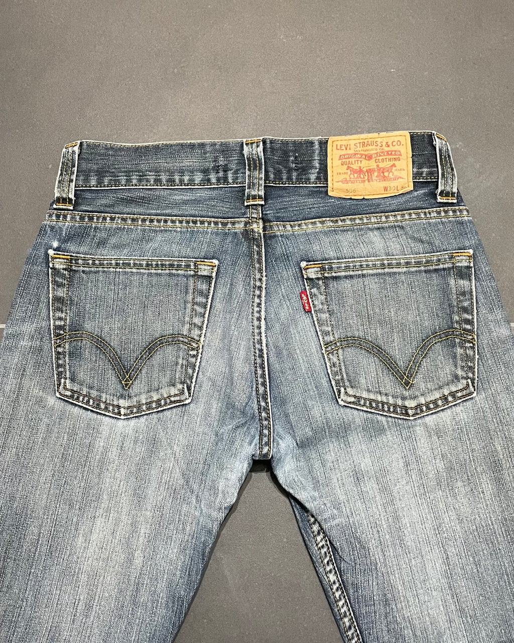 Levi's 506 Straight Jeans - Size W30 L34