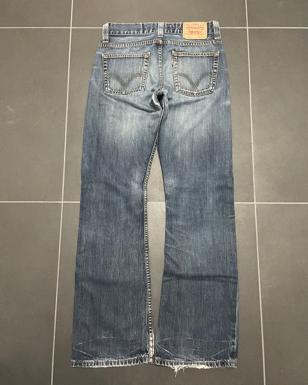 Levi's 512 Bootcut Jeans - Size W31 L34