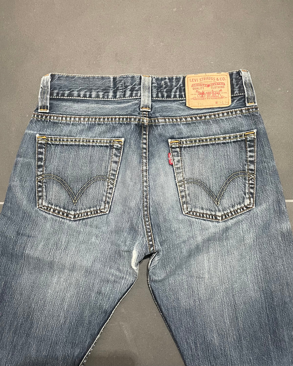 Levi's 512 Bootcut Jeans - Size W31 L34