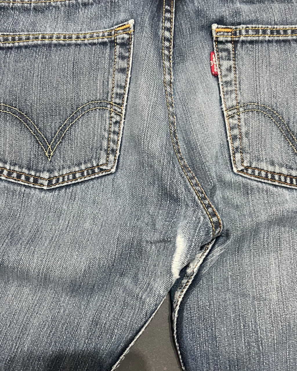 Levi's 512 Bootcut Jeans - Size W31 L34
