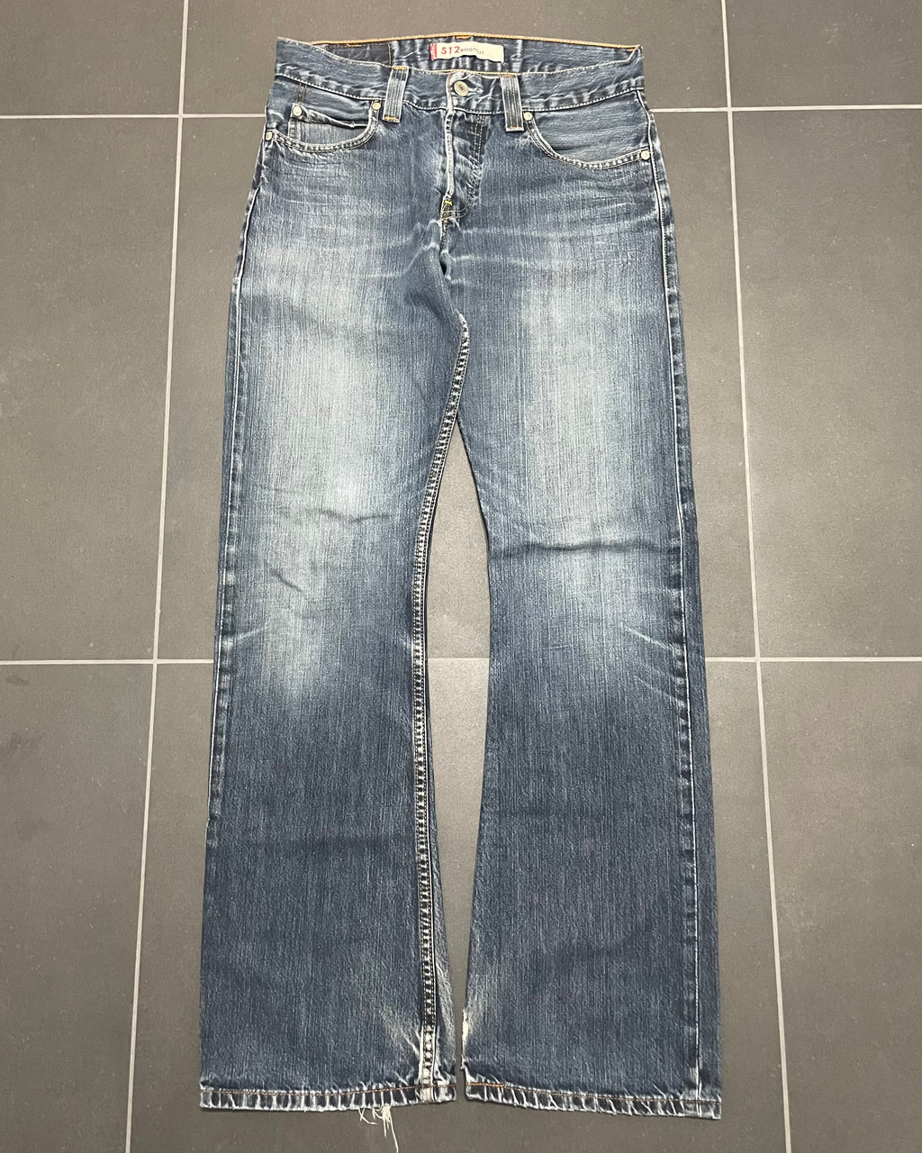 Levi's 512 Bootcut Jeans - Size W31 L34
