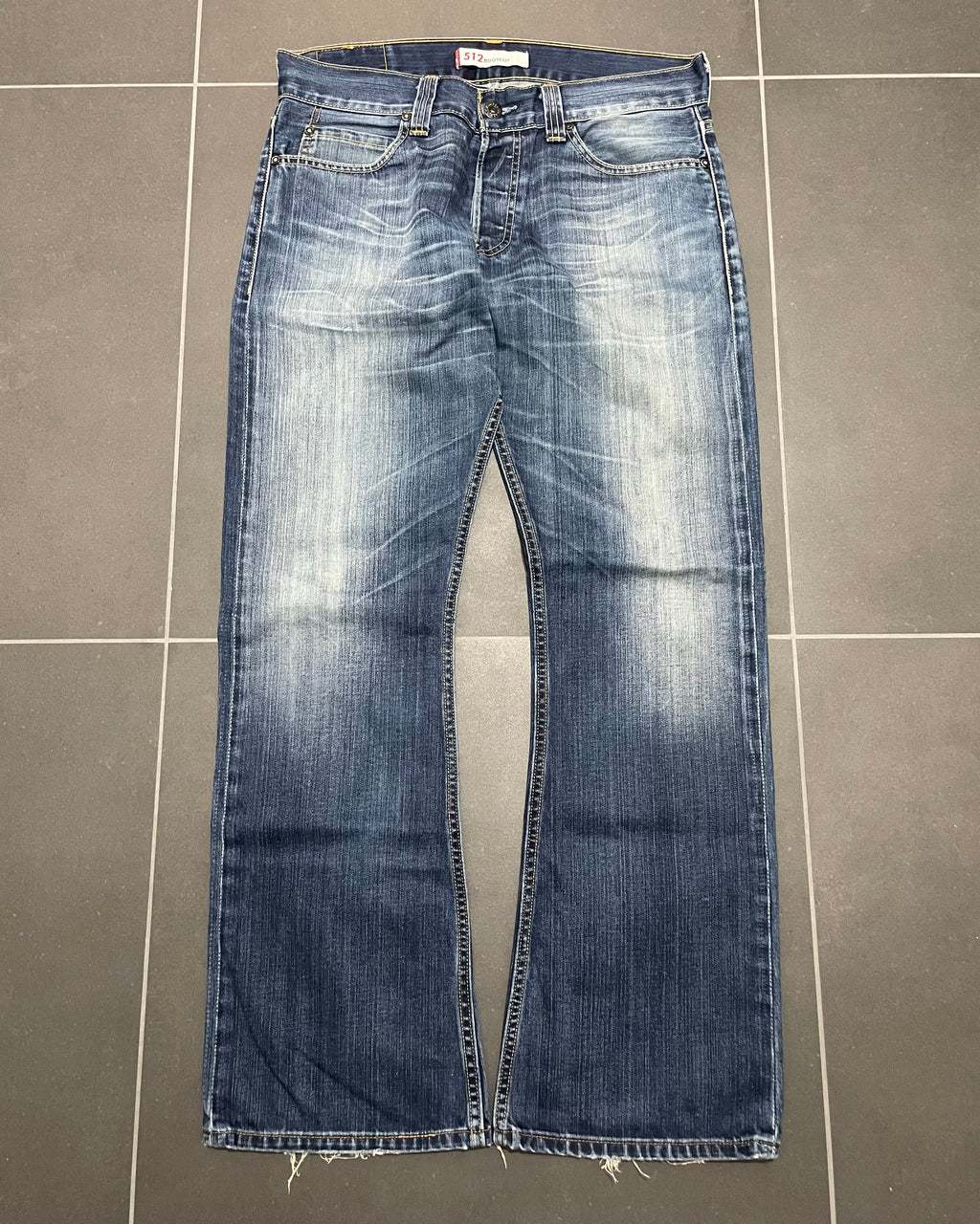 Levi's 512 Bootcut Jeans - Size W34 L32
